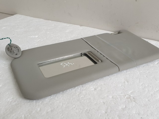 512397 Suzuki SX4, 2009, Bal Oldali Napellenző, Tükörrel Szerelt