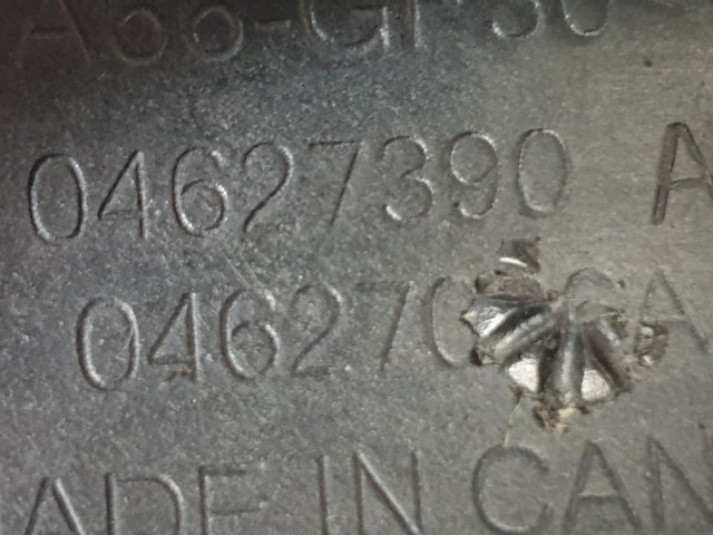 512401 Fiat Freemont 2.0 Jtd, Felső Motorburkolat, 04627390AD.