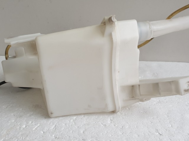 512404 Nissan Juke, 2013, Ablakmosó Tartály, Motorral.