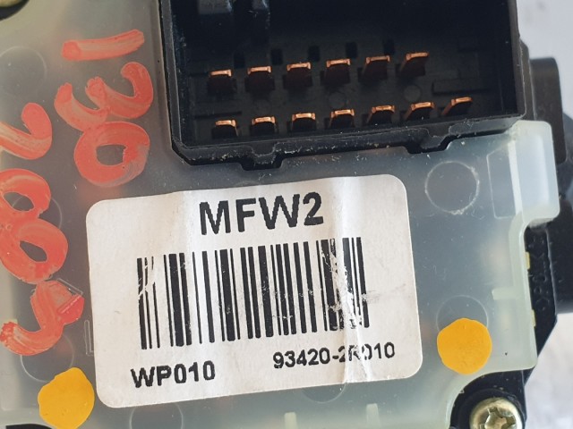 510982 Hyundai  i30, 2009, Ablaktörlő Kapcsoló, 13 Pin, 93420-2R010.