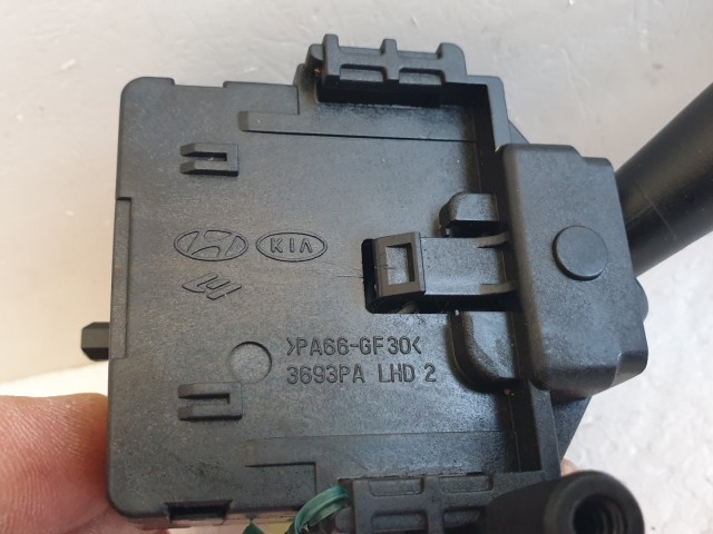 510982 Hyundai  i30, 2009, Ablaktörlő Kapcsoló, 13 Pin, 93420-2R010.