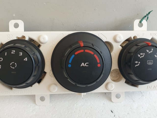 510993 Renault Master 2014 Fűtés Hűtés Kapcsoló, 275100013R, Klímás.
