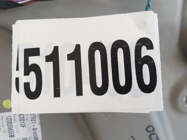 511006 Skoda Octavia 2, Kombi, Jobb Hátsó Ablakemelő Szerkezet, Elektromos.