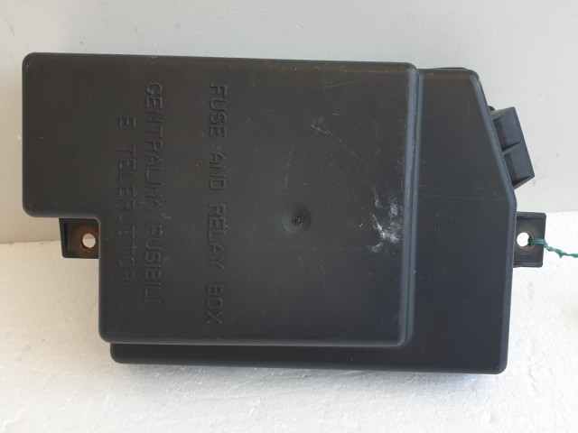 511015 Alfa Romeo 159, Biztosítéktábla Fedél, Motortér. 