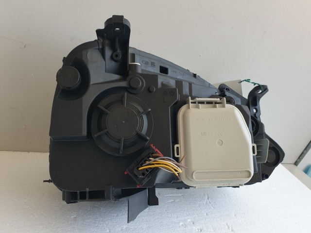 511016 Opel Corsa C, 2003, Projektoros Bal Fényszóró, Lámpa, 13100537.