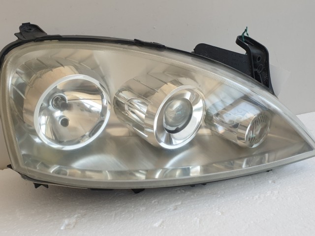 511017 Opel Corsa C, 2004, Projektoros Jobb Fényszóró, Lámpa, 13100538.