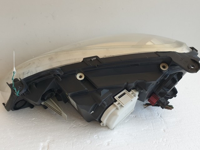 511017 Opel Corsa C, 2004, Projektoros Jobb Fényszóró, Lámpa, 13100538.