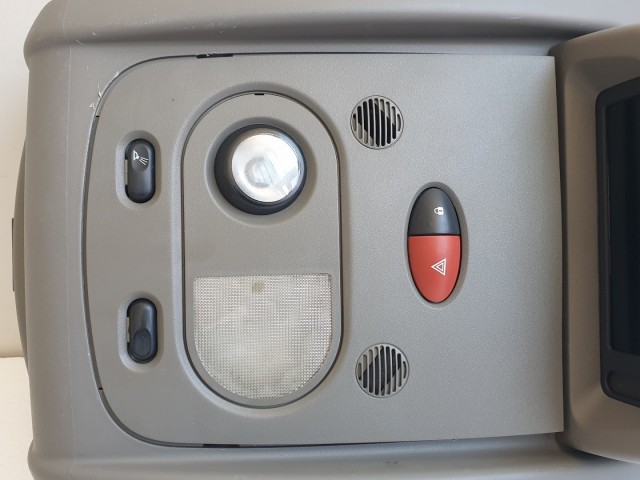 511027 Renault Master 2014, Multifunkciós Kijelző, Belső világítás. Elakadásjelző.