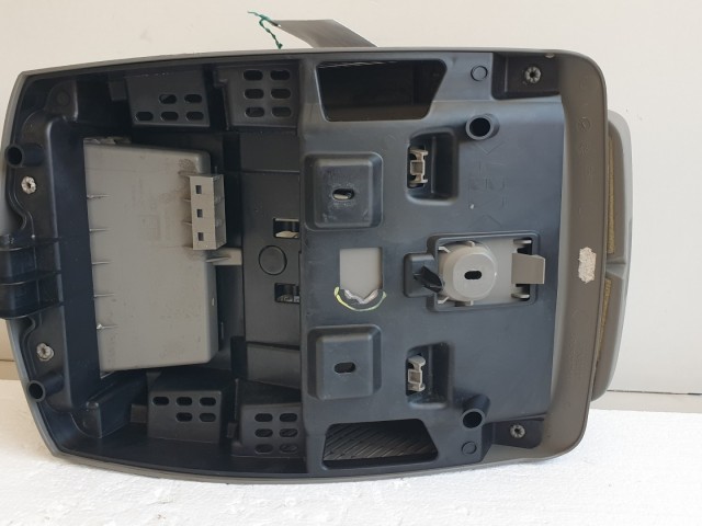 511027 Renault Master 2014, Multifunkciós Kijelző, Belső világítás. Elakadásjelző.