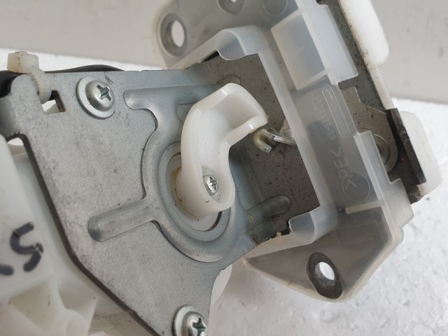 511988 Suzuki Sx4, Swift 2007, Csomagtérajtó Zár, Zárszerkezet, B6765.