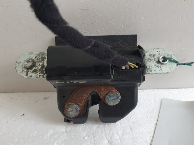 511990 Alfa Romeo Mito, 2010, Csomagtérajtó Zár, Zárszerkezet. 55701971.