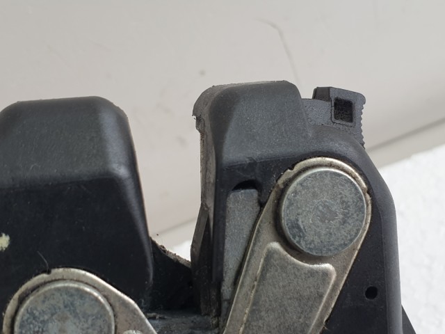 511997 Alfa Romeo Giulietta, Csomagtérajtó Zár, Zárszerkezet, 55701971.