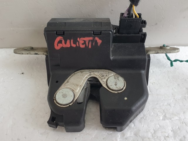511997 Alfa Romeo Giulietta, Csomagtérajtó Zár, Zárszerkezet, 55701971.