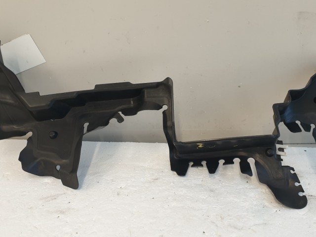 512500 Citroen DS4, 2011, Jobb Hűtő Légterelő, 9688532380.