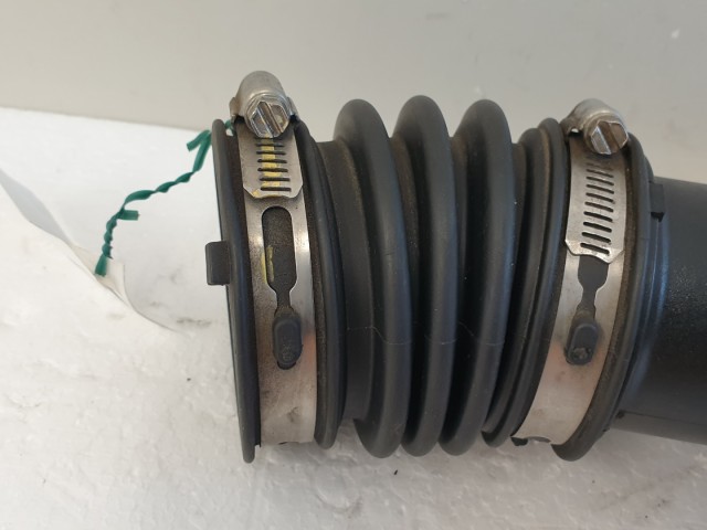 512502 Fiat Freemont, 2.0 Jtd, Levegőcső, Turbó-légszúrő között. 04627073AE.