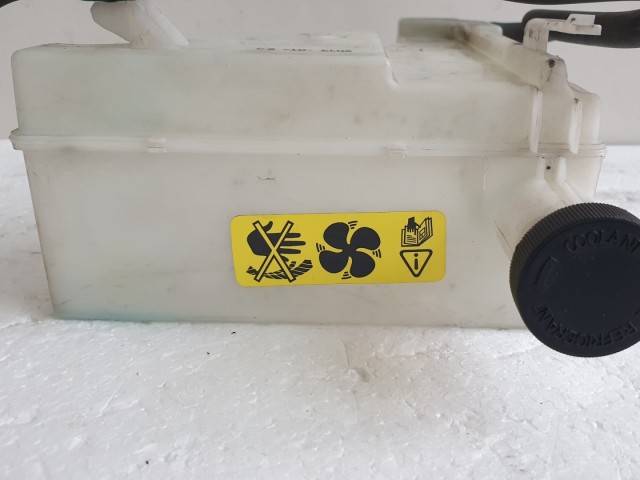 512512 Nissan Juke, 2013, Benzin, Kiegyenlítő Tartály, 