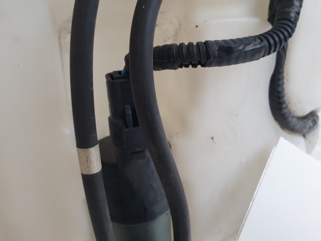 512514 Nissan Qashqai 2013, Ablakmosó Tartály, 28910JD000.