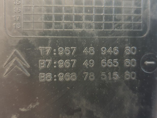 512519 Citroen Ds4, 2011, Első Lökhárító Tartó, 9674894680.