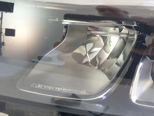 511043 Mercedes B, 2020, Bal Fényszóró, Hiányos, Alkatrésznek. MDE89132A.