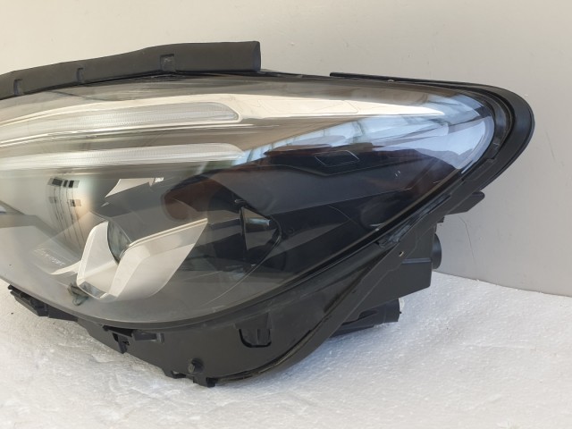 511043 Mercedes B, 2020, Bal Fényszóró, Hiányos, Alkatrésznek. MDE89132A.