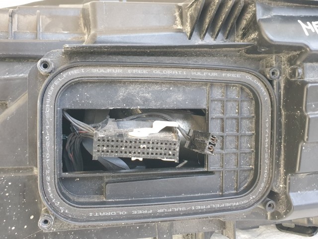 511043 Mercedes B, 2020, Bal Fényszóró, Hiányos, Alkatrésznek. MDE89132A.