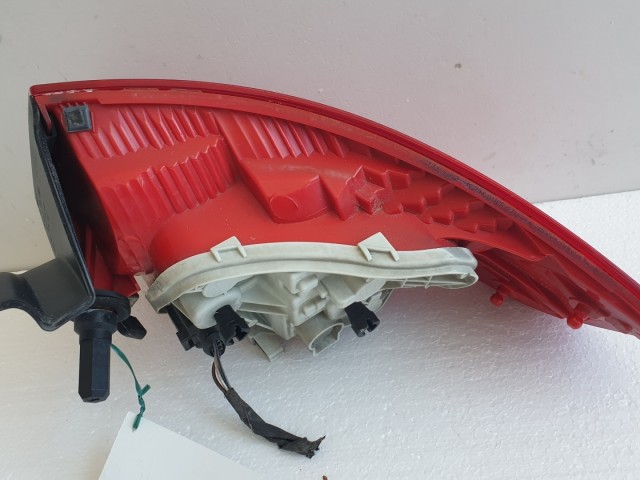 511052 Audi A3 2004, Bal Hátsó Lámpa, 5 Ajtós, 8P4945095.