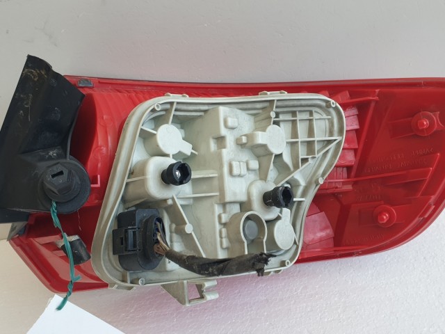 511052 Audi A3 2004, Bal Hátsó Lámpa, 5 Ajtós, 8P4945095.