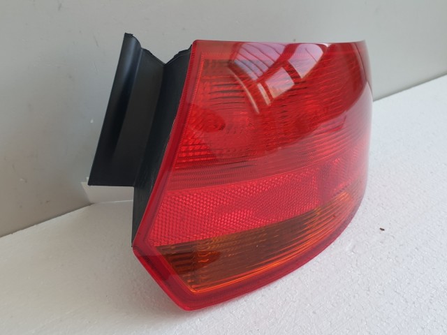 511053 Audi A3 2005, Jobb Hátsó Lámpa, 5 Ajtós, 8P4945096.