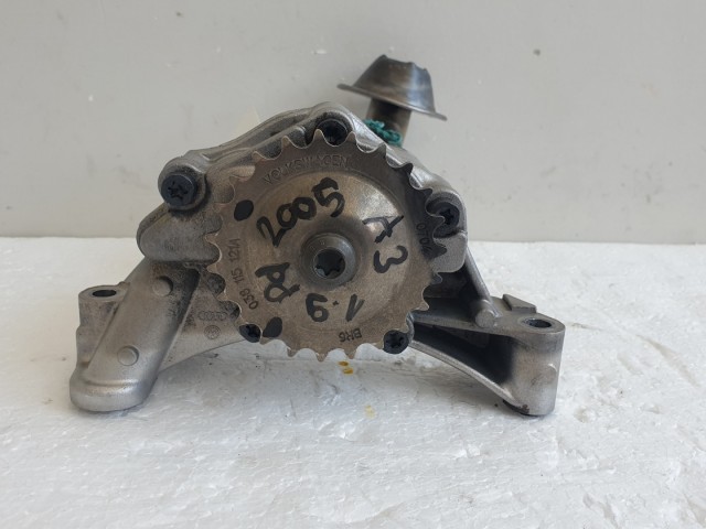 511058  Audi A3, 1.9 Pd, Olajszivattyú, 038115105C. Olajpumpa.