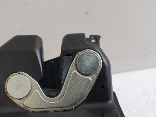 512045 Opel Corsa D, 2010, Csomagtérajtó Zár, Zárszerkezet, 55701971.