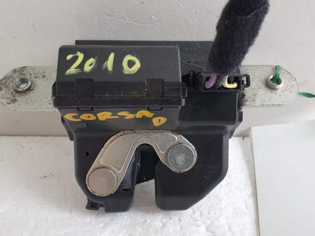 512045 Opel Corsa D, 2010, Csomagtérajtó Zár, Zárszerkezet, 55701971.