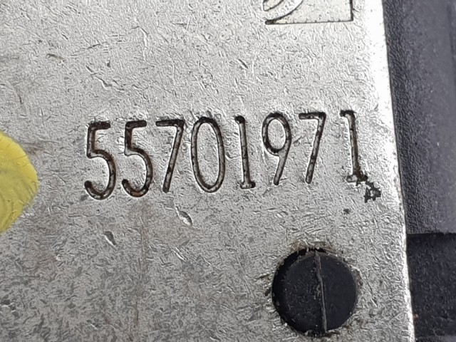 512045 Opel Corsa D, 2010, Csomagtérajtó Zár, Zárszerkezet, 55701971.