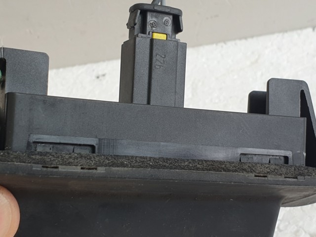 512048 Renault Espace, 2006, Csomagtérajtó Gomb, Mikrokapcsoló, 8200002001.