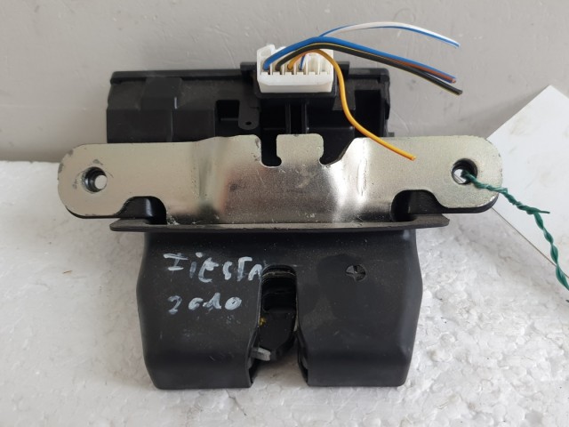 512052 Ford Fiesta 2011, Csomagtérajtó Zár, Zárszerkezet, 