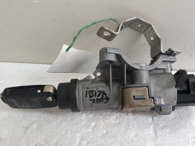 512056 Seat Ibiza 2010, Gyújtáskapcsoló, Kulccsal, 4B0905851Q.