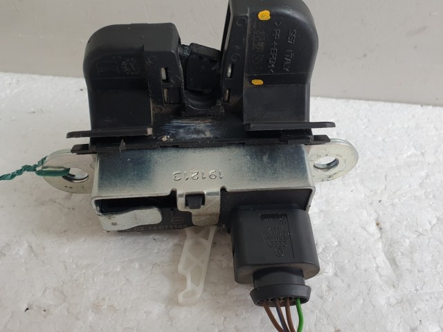 512058 Seat Ibiza 2010, Csomagtérajtó Zár, Zárszerkezet, 6J3827505B.