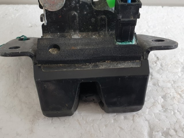 512060 Kia Sportage 2009, Csomagtérajtó Zár, Zárszerkezet, ALSÓ.