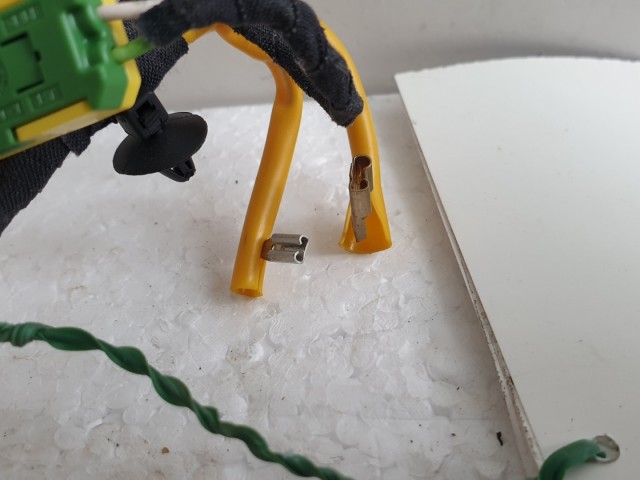 512064 Audi A4, A3, 2010, Légzsák Csatlakozó, 8P0971589AA. Kormánylégzsákba.