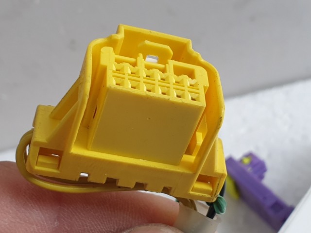 512066 VW Golf 5, 2007, Légzsák Csatlakozó, 1K0971584N. Kormányba.