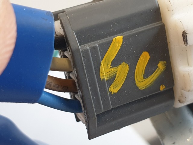 511902 Kia Soul, 2011 Hátsó Ablaktörlő Motor, Kar, 98700-2K000, Lapát.