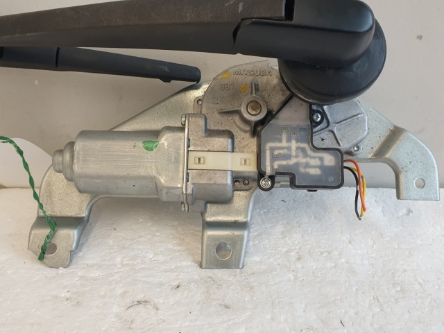 511907 Suzuki Swift 2008, Hátsó Ablaktörlő Motor, Kar, 