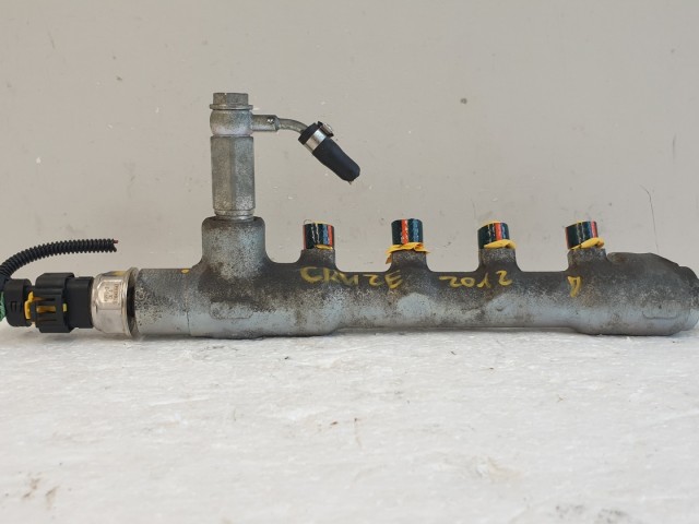 511918 Chevrolet Cruze 2012, Rail Cső, Nyomásérzékelő Szelep, 45PP3-2.