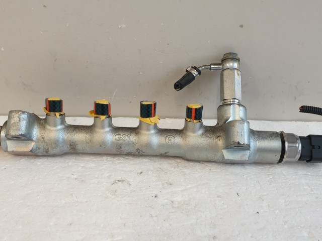 511918 Chevrolet Cruze 2012, Rail Cső, Nyomásérzékelő Szelep, 45PP3-2.