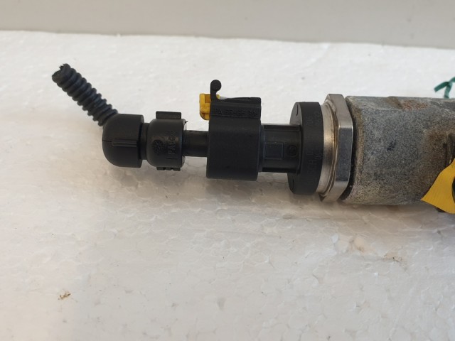 511920 Opel Corsa D, Rail Cső Közösnyomócső, 0445214086, Bosch, 1.3 Diesel.