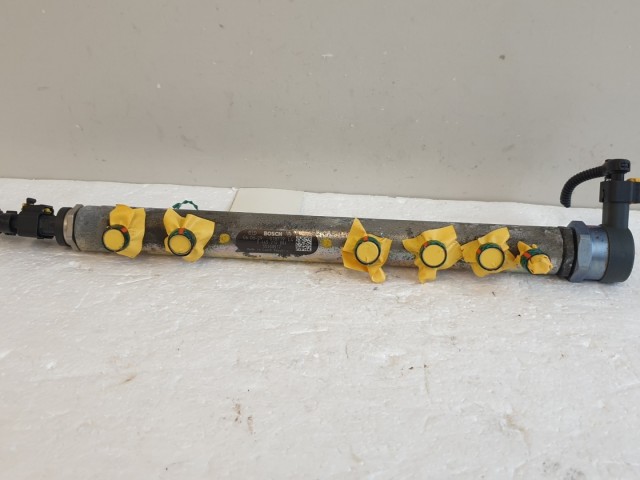 511920 Opel Corsa D, Rail Cső Közösnyomócső, 0445214086, Bosch, 1.3 Diesel.