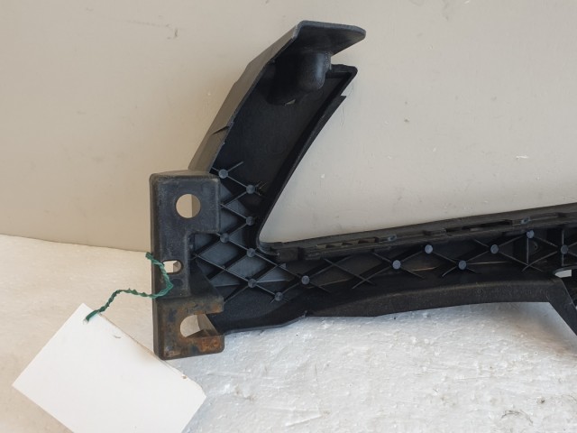 511921 Subaru Outbach 2010,  Jobb Első Fényszóró Lökhárító Tartó, ERH.