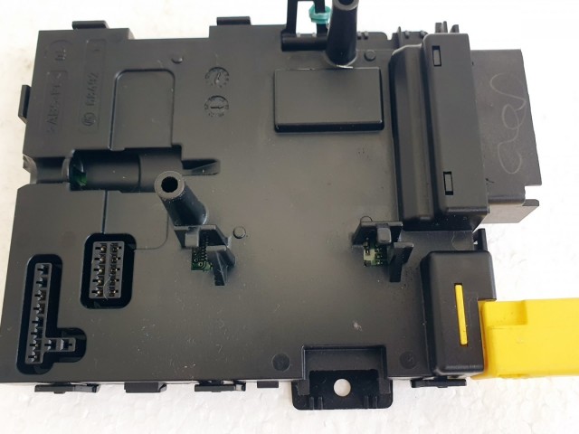 508366 VW Passat B6, Multikormány Elektronika, Vezérlő, 03C953549L.