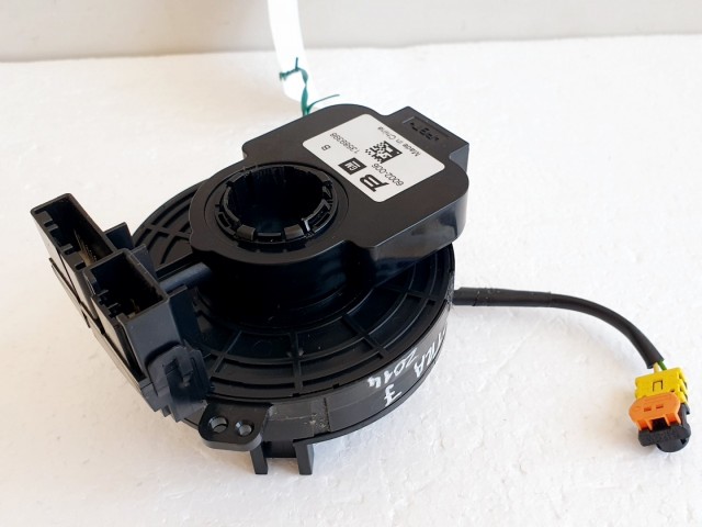 508406 Opel Astra J, Légzsák Átvezető Szalag, 13589398. Korányszög Jeladós.