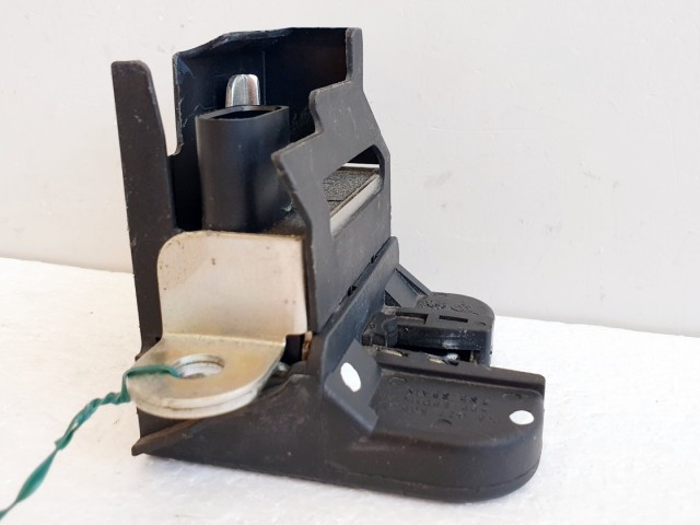 508477 VW Golf 5, Csomagtérajtó Zár, Zárszerkezet, 1K6827505C.