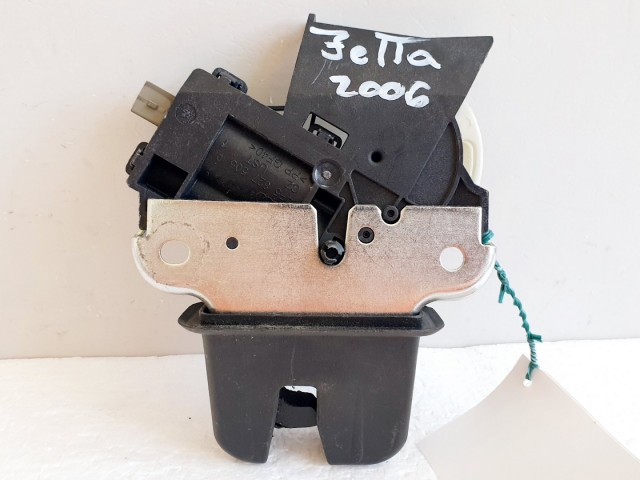 508500 VW Passat Jetta, Csomagtérajtó Zár, 4F5827505D, Zárszerkezet.